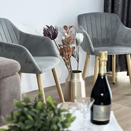 בראשוב Uno Blue Residence מראה חיצוני תמונה